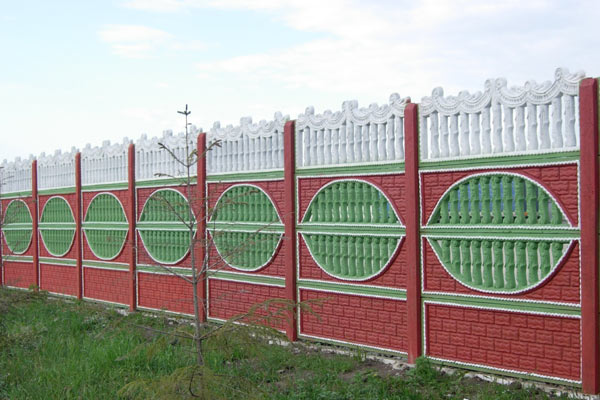  Как сделать забор бетонный секционный своими руками